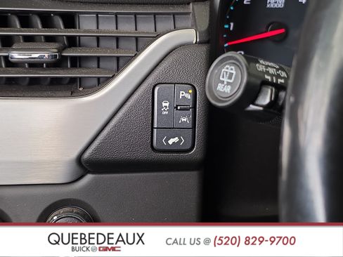 Used 2019 GMC Yukon SLT w/ Open Road Package AWD/4WD image 19