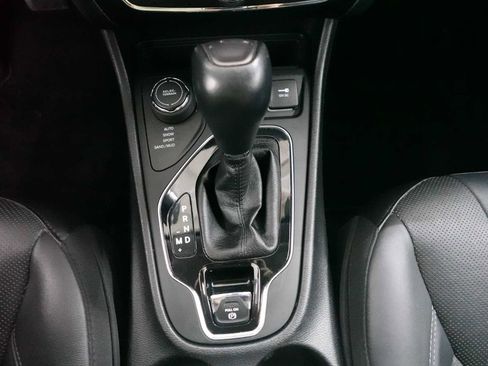 Used 2020 Jeep Cherokee Limited AWD/4WD image 22