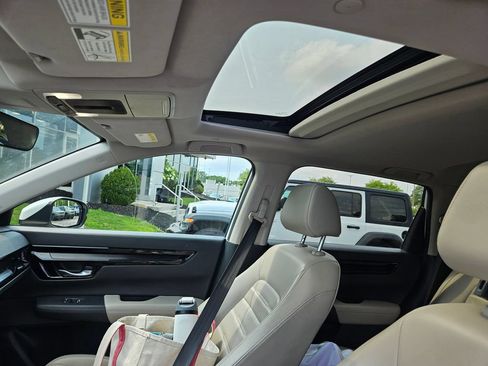 Used 2023 Honda CR-V EX-L image 6