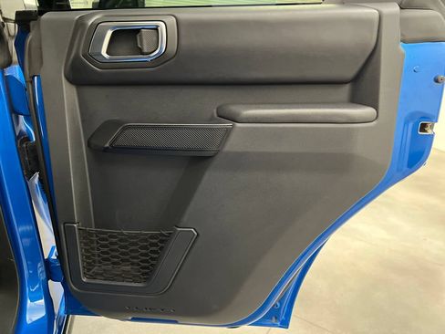 Used 2025 Ford Bronco Badlands AWD/4WD image 21