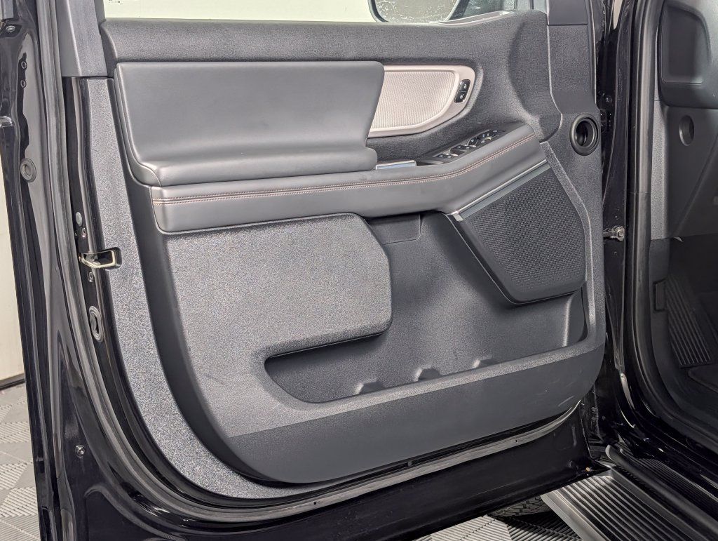 Certified 2025 Ford Expedition Active RWD image 24
