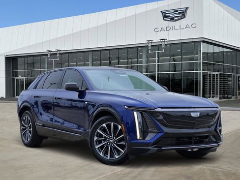 New 2026 Cadillac Lyriq Sport w/ LPO, Floor Liner Package AWD/4WD image 1