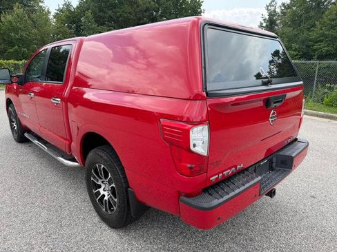 Used 2020 Nissan Titan SV w/ SV Convenience Package AWD/4WD image 5