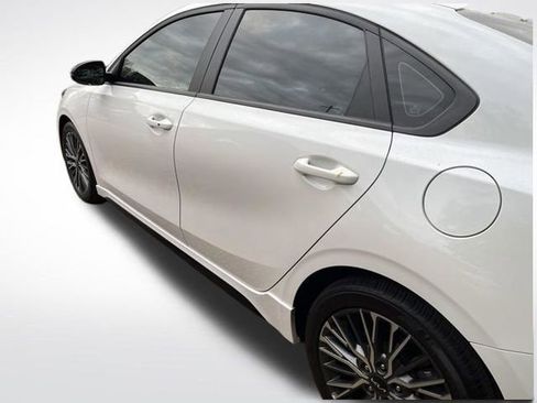 Used 2024 Kia Forte GT-Line w/ GT-Line Premium Package image 6
