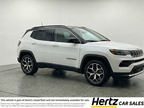 Used 2025 Jeep Compass Limited image 1