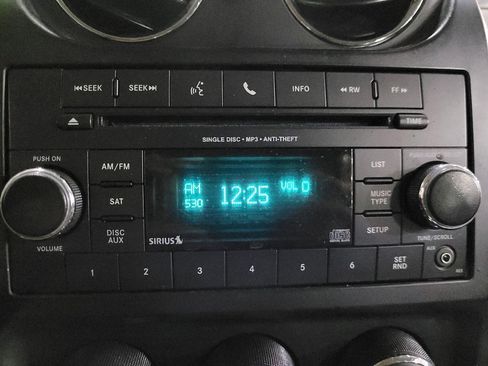 Used 2016 Jeep Patriot Sport w/ Power Value Group FWD image 25