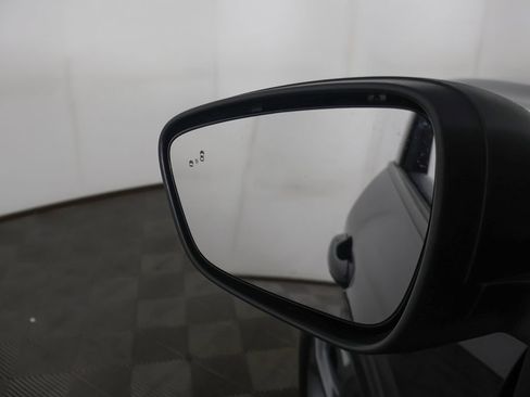 Used 2025 Ford Escape ST-Line AWD/4WD image 32