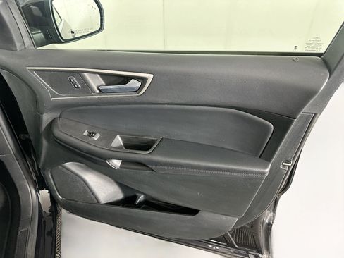 Used 2023 Ford Edge SEL image 31