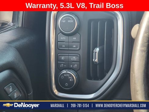 Used 2021 Chevrolet Silverado 1500 LT Trail Boss w/ Bed Protection Package AWD/4WD image 12