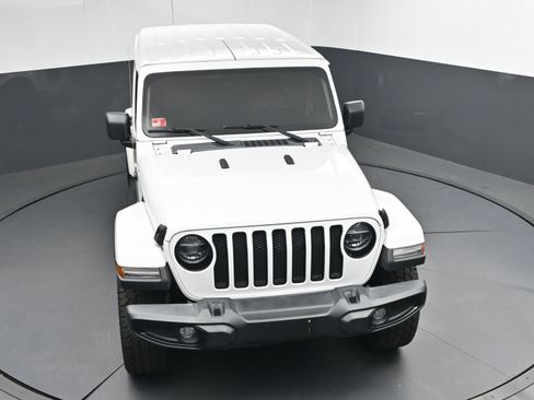 Used 2021 Jeep Wrangler Unlimited Sahara image 33