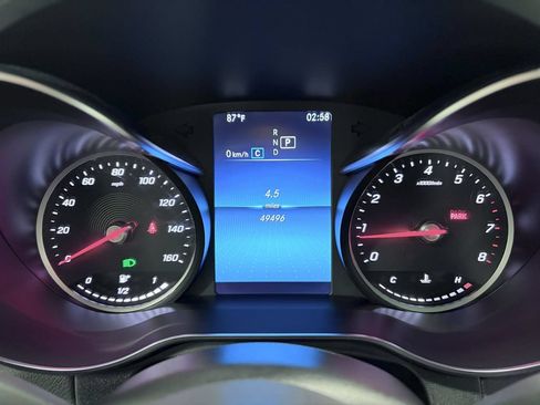 Used 2021 Mercedes-Benz GLC 300 4MATIC image 22