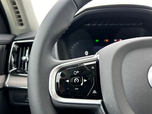 New 2026 Volvo XC90 T8 Ultra w/ Protection Package Premier AWD/4WD image 13