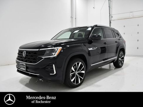 Used 2024 Volkswagen Atlas SEL Premium R-Line AWD/4WD image 1