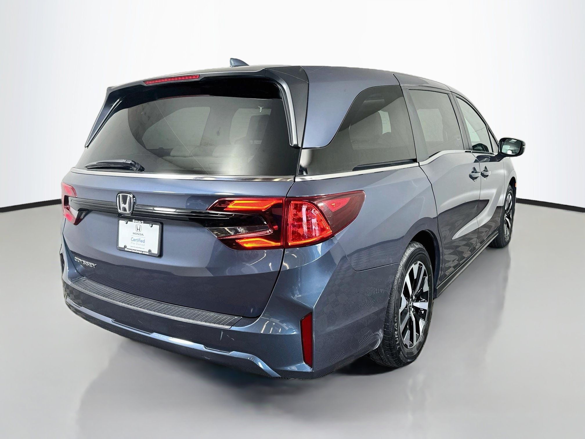 Used 2025 Honda Odyssey EX-L image 7