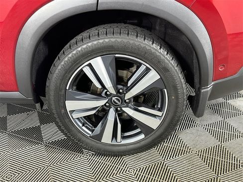 Used 2023 Nissan Rogue SL w/ SL Premium Package image 33