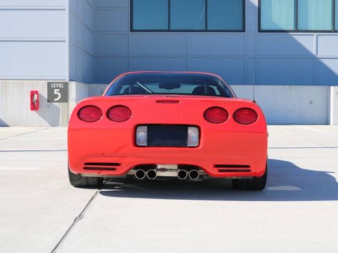 Used 2001 Chevrolet Corvette Z06 w/ Memory Pkg image 46