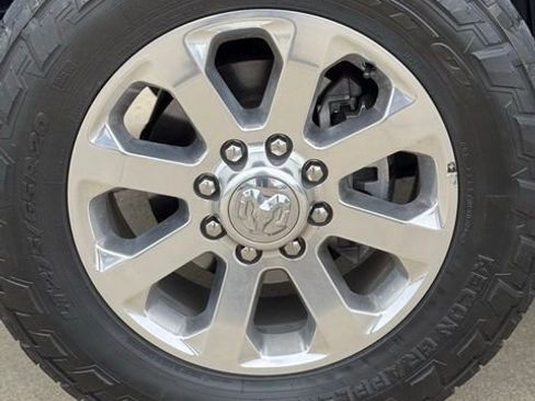 Used 2022 RAM 2500 Laramie AWD/4WD image 18