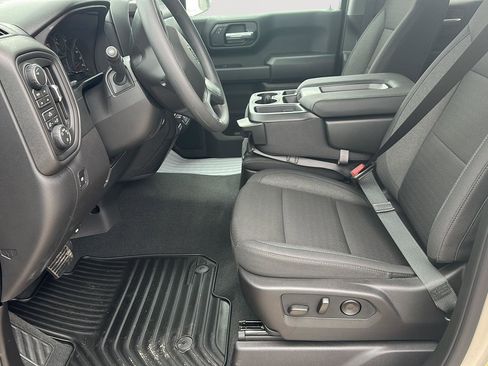 New 2026 Chevrolet Silverado 1500 Custom Trail Boss w/ Dark Appearance Package image 6