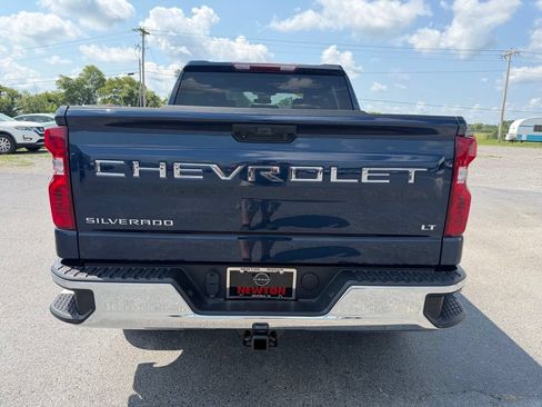 Used 2023 Chevrolet Silverado 1500 LT AWD/4WD image 31