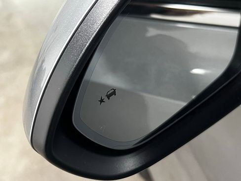 New 2026 Buick Envision Avenir image 12