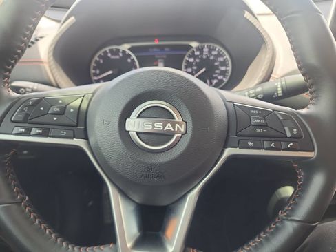 Used 2024 Nissan Sentra SR FWD image 22