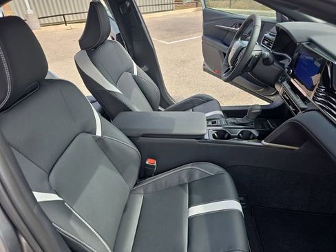 New 2026 Toyota Camry SE image 10