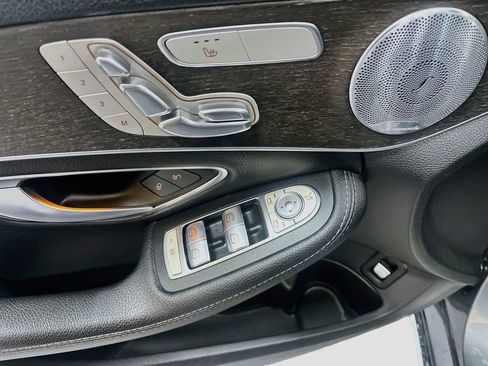 Used 2019 Mercedes-Benz C 300 4MATIC Sedan image 18