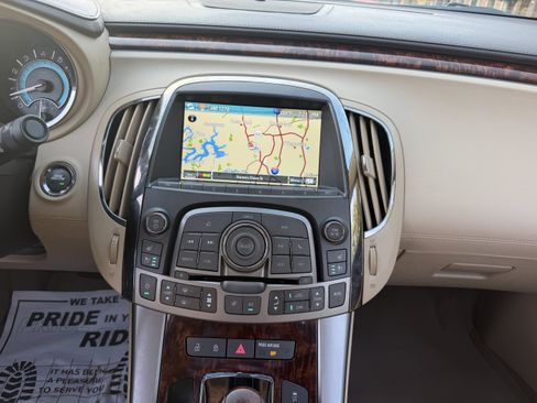 Used 2013 Buick LaCrosse Premium w/ Driver Confidence Package FWD image 27