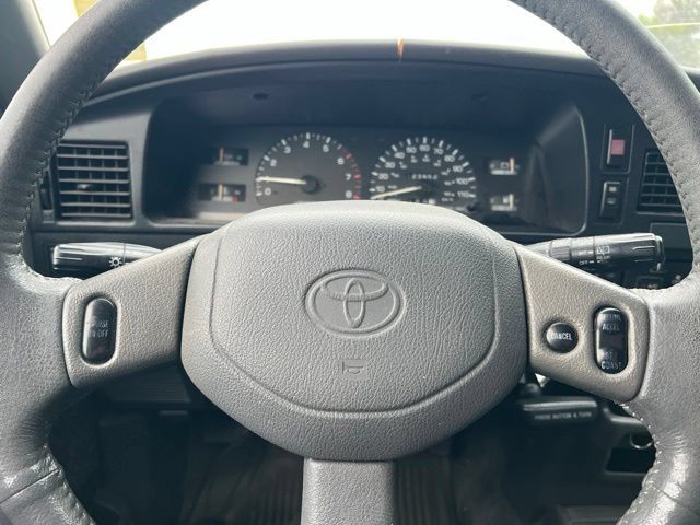 Used 1993 Toyota 4Runner SR5 AWD/4WD image 23