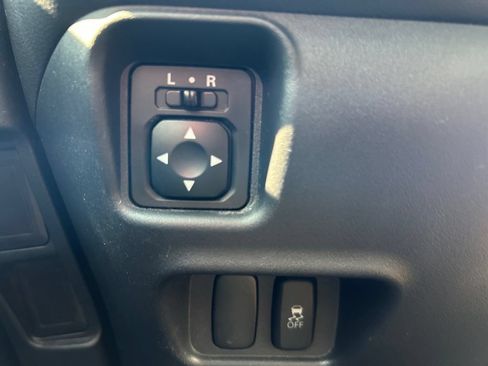 Used 2012 Mitsubishi i ES RWD image 19