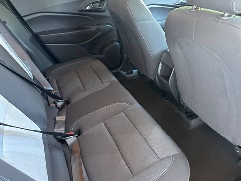 Used 2025 Chevrolet Trax LS FWD image 23