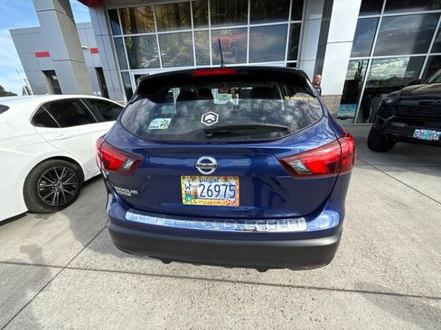 Used 2019 Nissan Rogue Sport S w/ Appearance Package FWD image 6