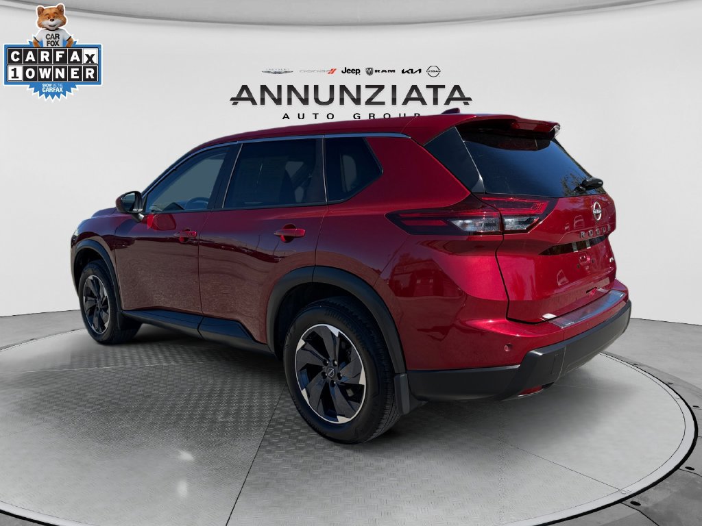 Certified 2025 Nissan Rogue SV AWD/4WD image 3