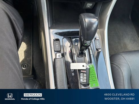 Used 2017 Honda Accord EX-L image 24