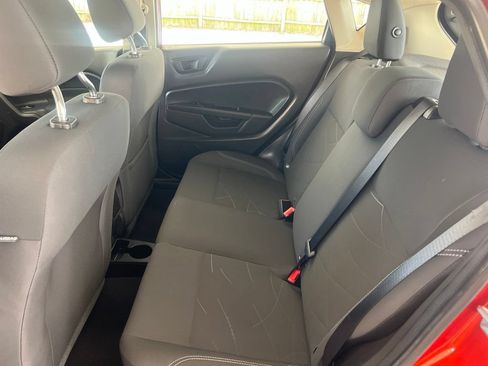 Used 2019 Ford Fiesta SE FWD image 8