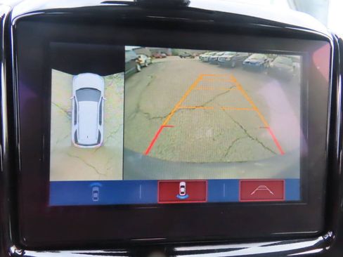 Used 2018 Chevrolet Traverse LT FWD image 50