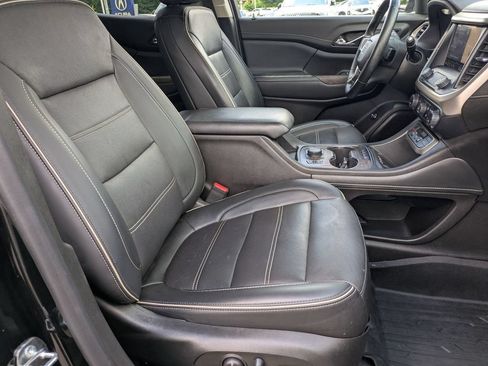 Used 2023 GMC Acadia Denali w/ Black Diamond Edition FWD image 31
