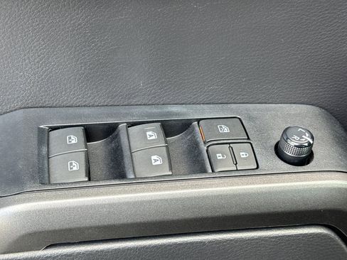 Certified 2023 Toyota Tacoma TRD Sport w/ Black Out Package (TMS) image 15