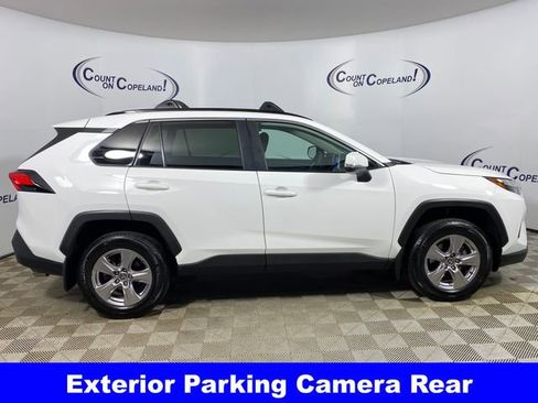 Used 2023 Toyota RAV4 XLE AWD/4WD image 9