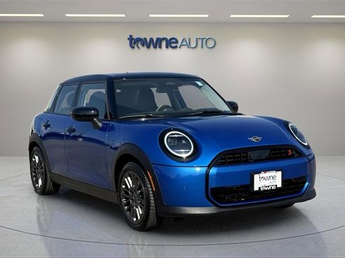 Used 2025 MINI Cooper S image 7