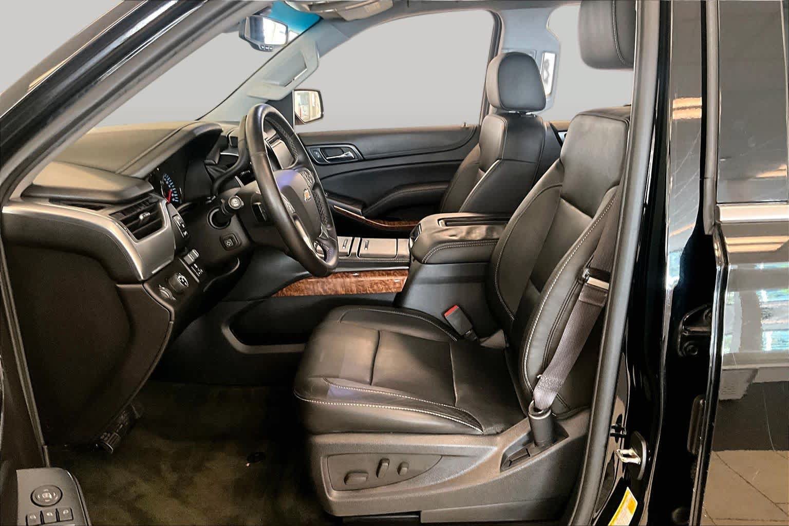 Used 2015 Chevrolet Tahoe LTZ RWD image 7