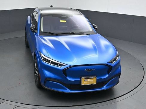 Certified 2025 Ford Mustang Mach-E Premium AWD/4WD image 47