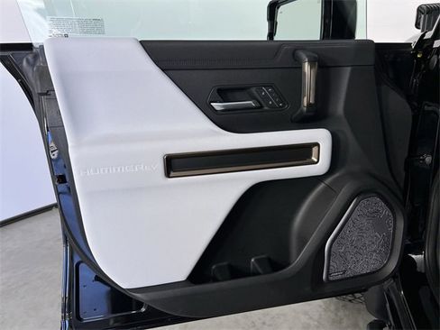 Used 2024 GMC Hummer EV 2X w/ Extreme Off-Road Package image 23