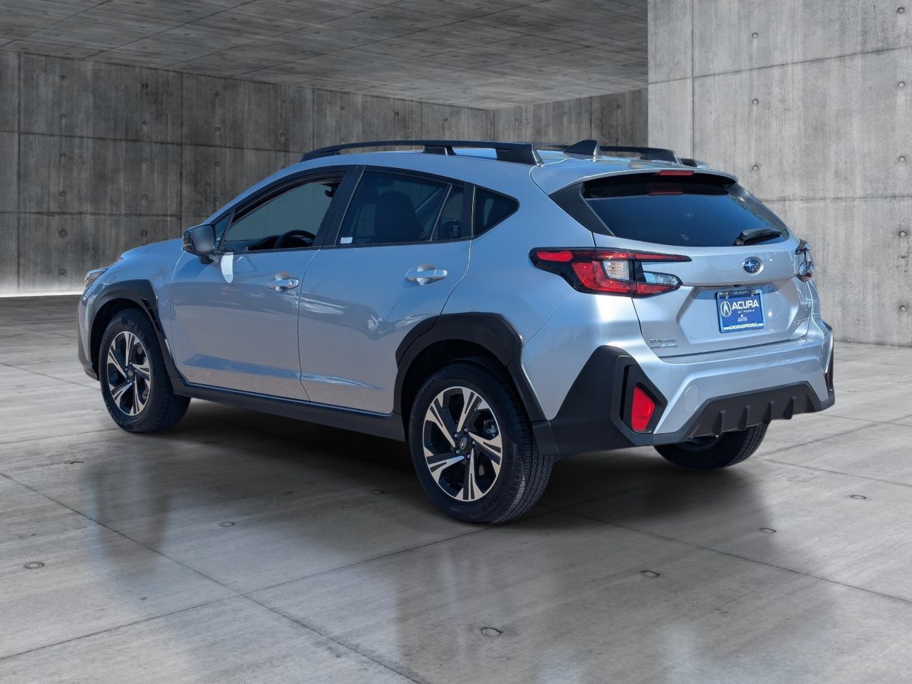 Used 2025 Subaru Crosstrek 2.5i Premium AWD/4WD image 3