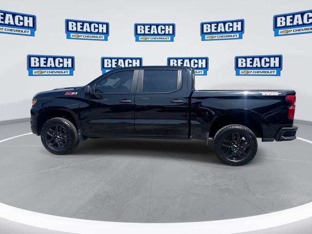 Used 2025 Chevrolet Silverado 1500 Custom Trail Boss AWD/4WD image 5