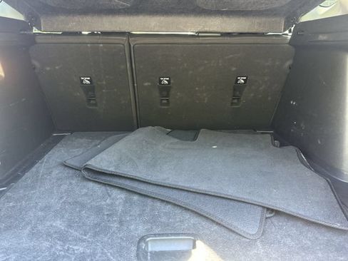 Used 2025 Chevrolet Trax LT FWD image 23
