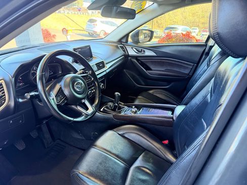 Used 2017 MAZDA MAZDA3 Touring image 7