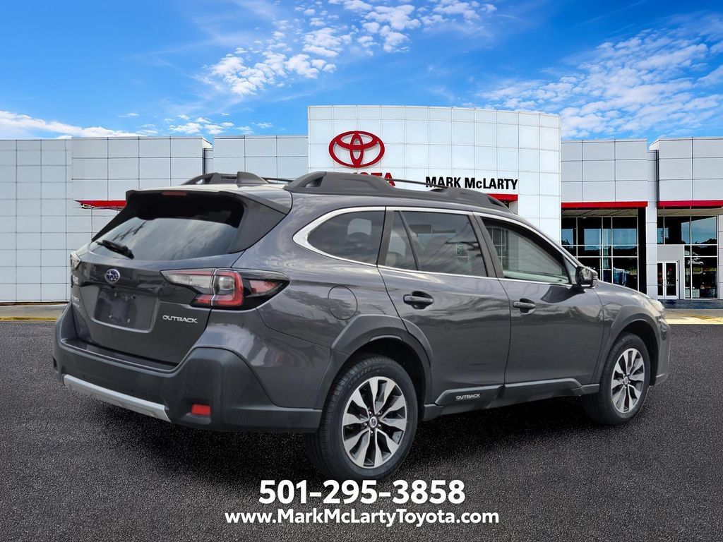 Used 2023 Subaru Outback Limited AWD/4WD image 4