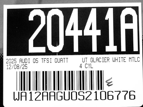 New 2025 Audi Q5 Premium Plus image 25