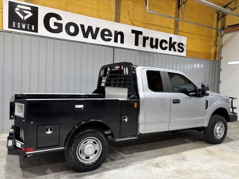 Used 2022 Ford F250 XL w/ Power Equipment Group image 6